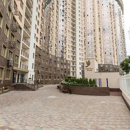 Апартаменты В Аркадии В Новом Доме Odessa Exteriör bild